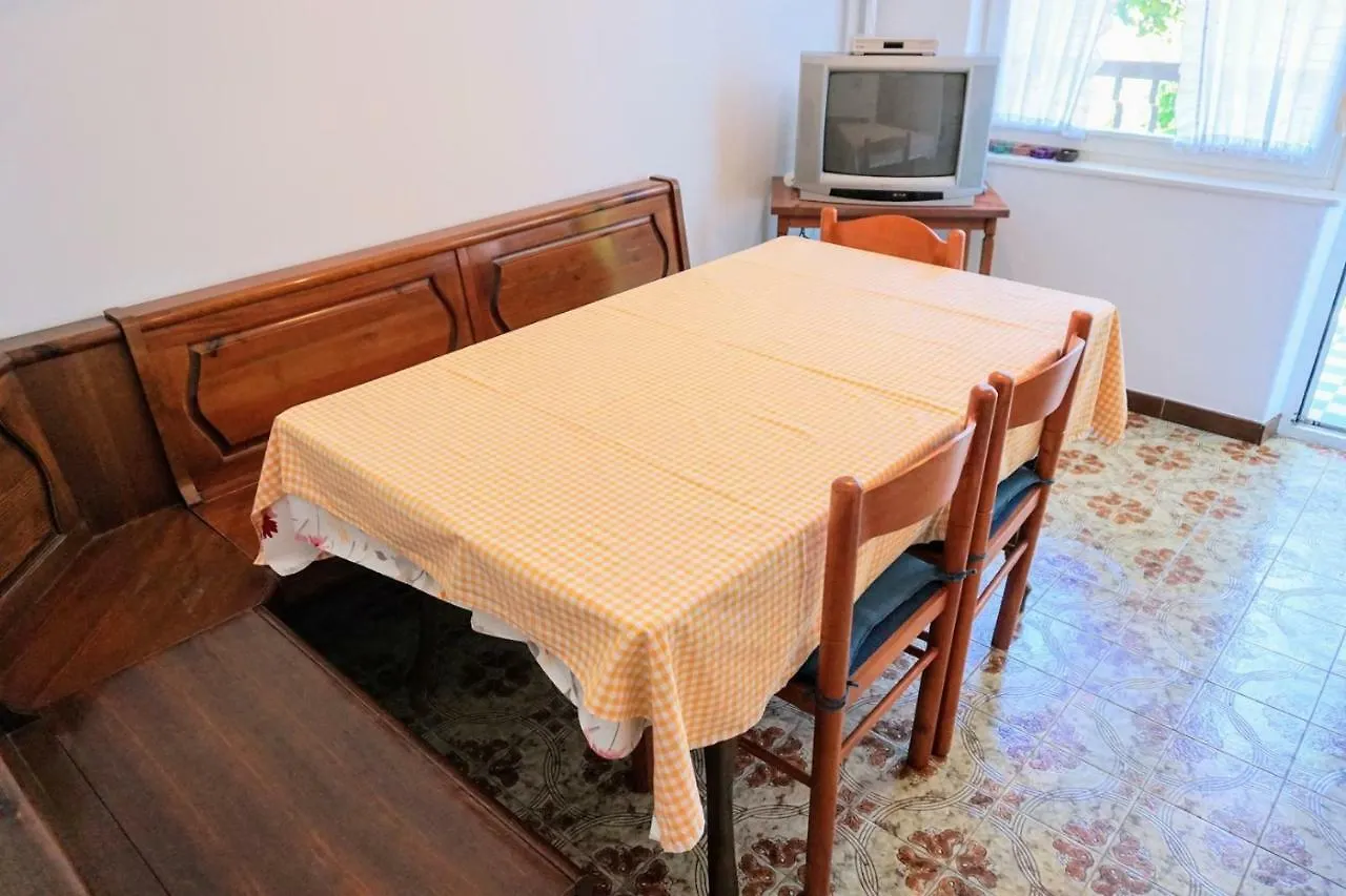 Apartment Vilma Savudrija 0*,